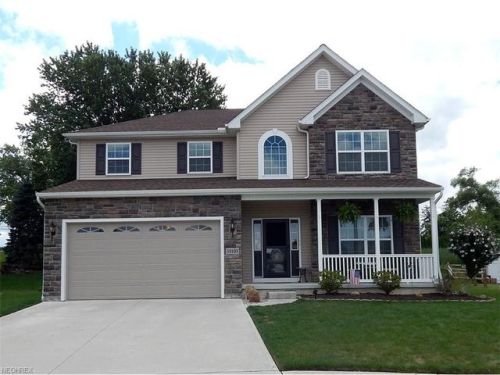 39105 Crescent Dr, Avon, OH 44011-6701