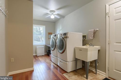 1969 Millport Rd, Lancaster PA  17602-4117 exterior