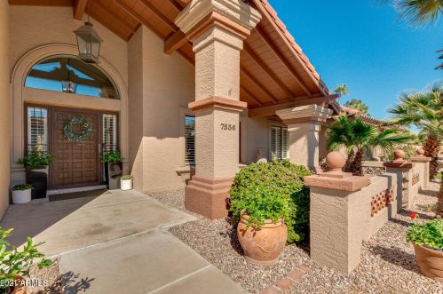 7536 Libby St, Glendale, AZ 85308-8235