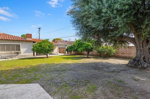 610 Elm St, Brea, CA 92821-5410