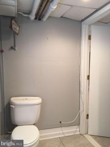 412 Maple Ave, Camden NJ  08106-2055 exterior