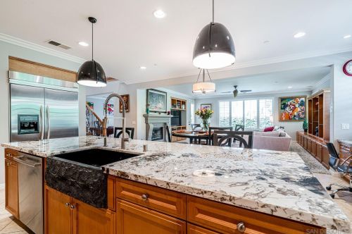 15231 Falcon Crest Ct, San Diego CA 92127-3702 exterior