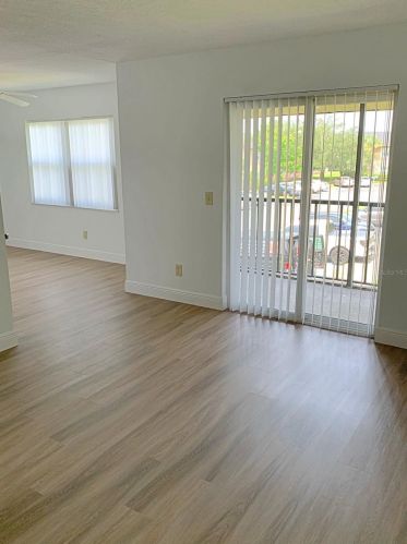 9800 Turf Way, Orlando, FL 32837-8956