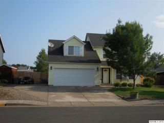 1632 Filbert Ln, Dallas, OR 97338-1285