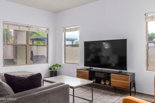 1248 Clifton Ave, Gilbert AZ  85295-5968 exterior