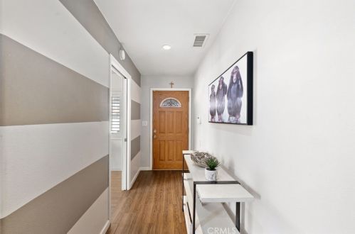 3330 10th St, Long Beach CA  90804-5010 exterior