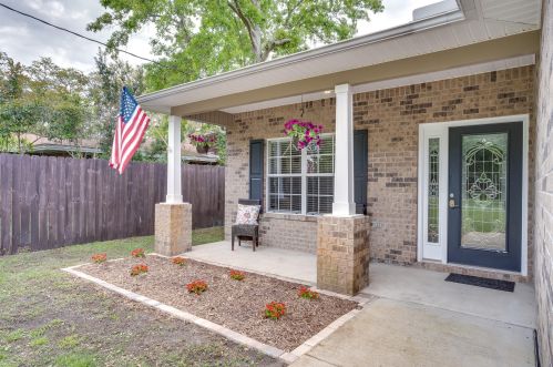 84 2nd Ave, Shalimar FL  32579-1951 exterior