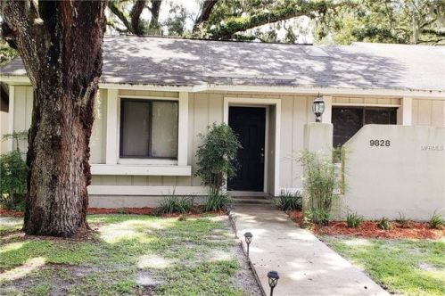9828 Lancewood St, Orlando, FL 32817-4250
