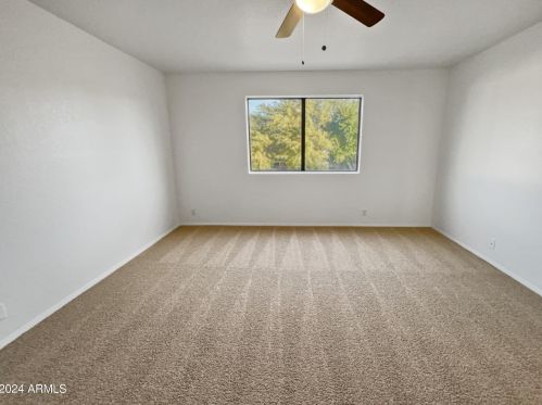 3930 Misty Willow Ln, Glendale AZ  85310-4030 exterior
