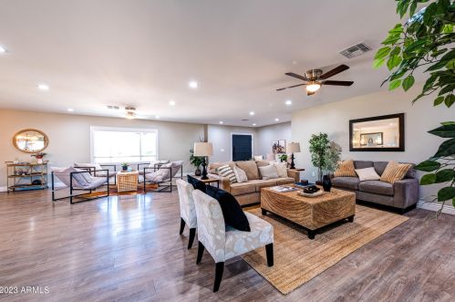 3626 Wescott Dr, Glendale AZ  85308-2332 exterior