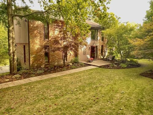 1391 Noblestown Rd, Noblestown, PA 15071-3029