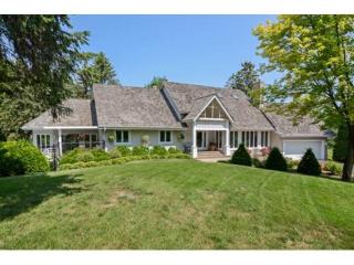 605 Queensland Ln, Minneapolis, MN 55447-3461