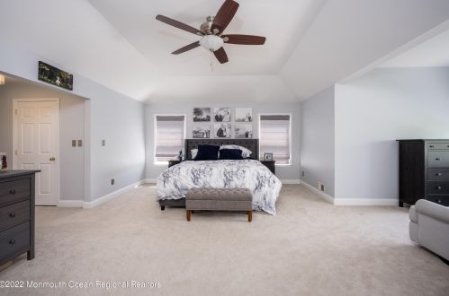 27 Goshawk Ct, Morganville NJ  07751-1073 exterior