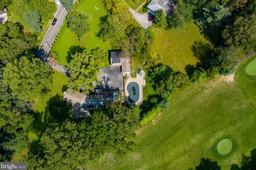 101 Marple Rd, Haverford PA  19041-1027 exterior