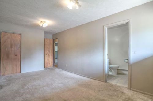 1028 Ironwood, Mishawaka IN  46544-4406 exterior