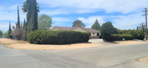 15481 Eto Camino Rd, Victorville, CA 92394-1383