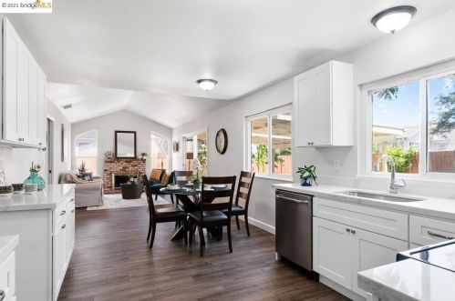 4520 Tokay Dr, Oakley CA  94561-2126 exterior