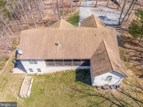 487 Vixen Ln, Gerrardstown WV  25420-4459 exterior