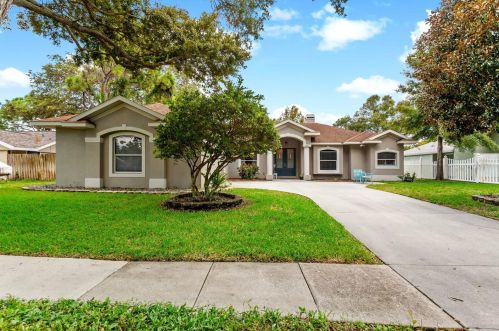 1428 Wexford Dr, Palm Harbor, FL 34683-6227