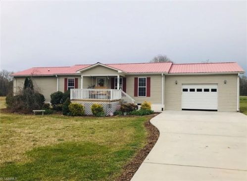 4444 Sowers Rd, Linwood, NC 27299-9366