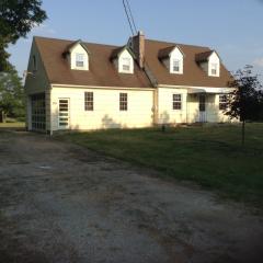 9805 Hulbert Rd, Seville, OH 44273-9563