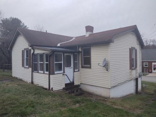 6 Spruce Aly, Monongahela, PA 15063-3644