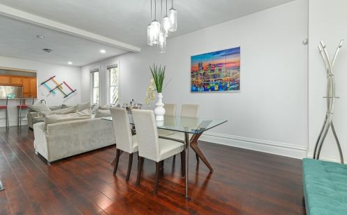 5745 Kentucky Ave, Pittsburgh, PA 15232-2627