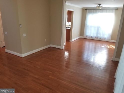 408 Foxridge Dr, Leesburg VA  20175-2500 exterior