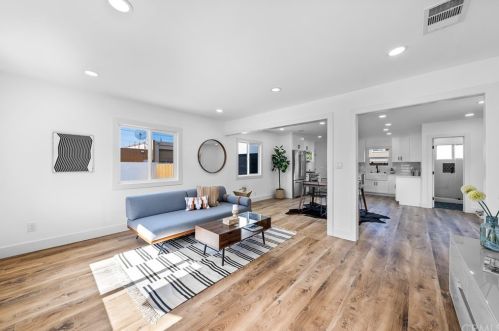 1504 Mackay Ln, Redondo Beach CA  90278-4417 exterior