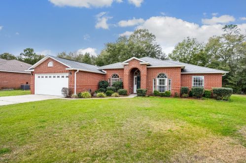 6764 Lauren Trace Ct, Milton, FL 32570-6402