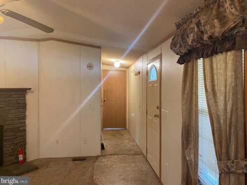 655 Lilac Dr, Smithville PA  17560-9686 exterior