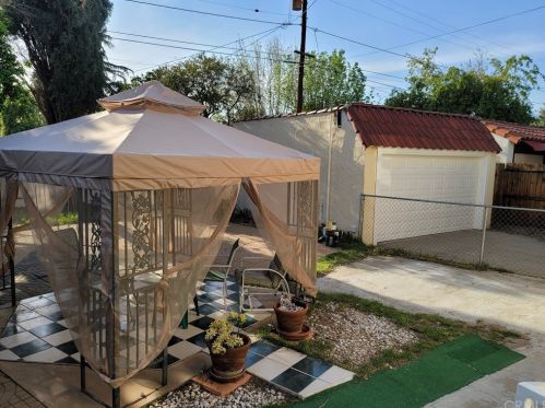 3144 Arrowhead Ave, San Bernardino, CA 92405-2604