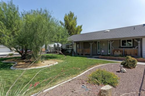12587 Amethyst Rd, Victorville, CA 92392-9719