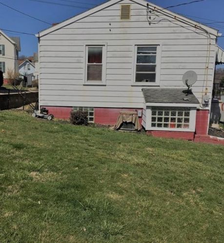 1037 4th St, Monongahela, PA 15063-1973