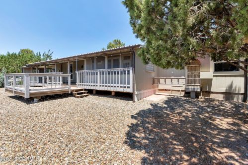 135 Sunset Hl Dr, Sedona AZ 86336-9783 exterior