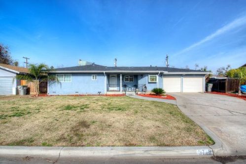 5713 Ashlan Ave, Fresno, CA 93722-9720