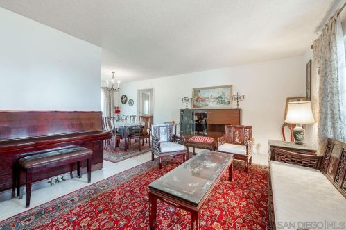 7043 Bobhird Dr, San Diego CA 92119-1403 exterior