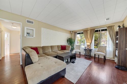 10 El Paseo, Benicia, CA 94510-2616