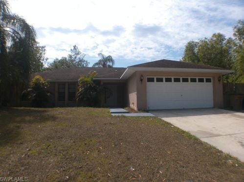 3806 2nd St, Lehigh Acres FL  33936-2169 exterior