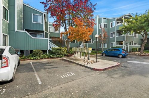 1068 Maywood Ln, Pacheco CA  94553-4176 exterior