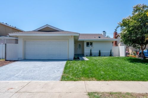 21227 Water St, Long Beach, CA 90745-1850