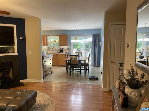 507 Jefferson Dr, Bybee VA  22963-2904 exterior