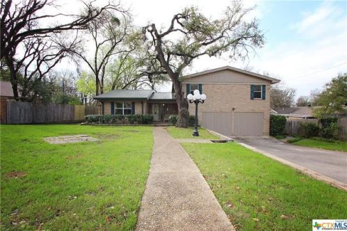 209 Turtle Creek Dr, Morgans Point, TX 76513-2167