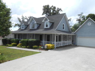 207 Country Run Cir, Powell, TN 37849-5425