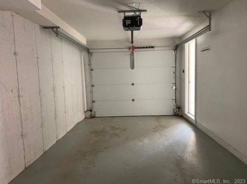 1158 Hartford Tpke, Vernon CT  06066-4513 exterior