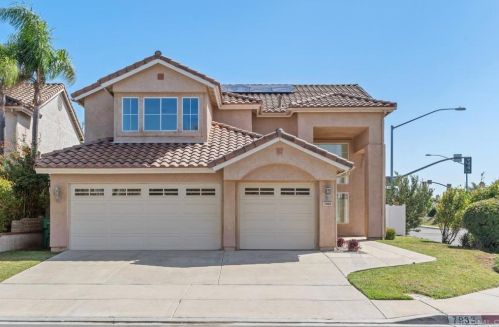 7933 Prairie Shadow Rd, San Diego, CA 92126-8016