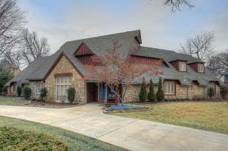 3137 61st St, Tulsa, OK 74136-1216