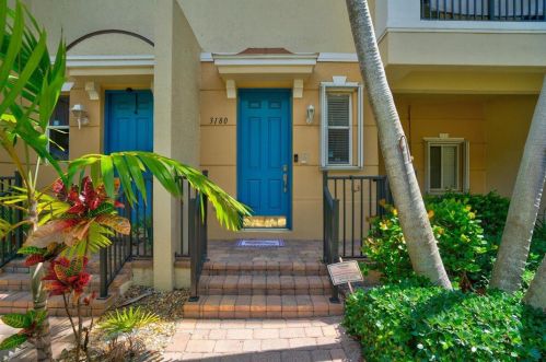 3180 Greenleaf Cir, Boynton Beach, FL 33426-8664