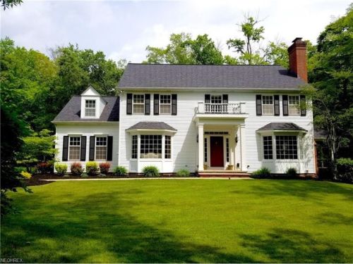 14859 Trappers Trl, Russell Township, OH 44072