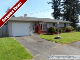 131 Alder St, Ocosta, WA 98520-5911